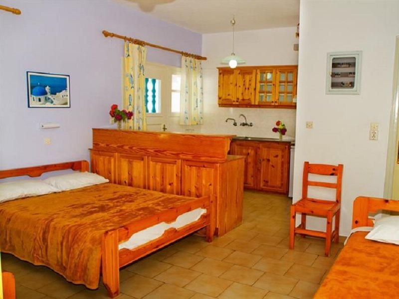 Santa Barbara Hotell Períssa Eksteriør bilde